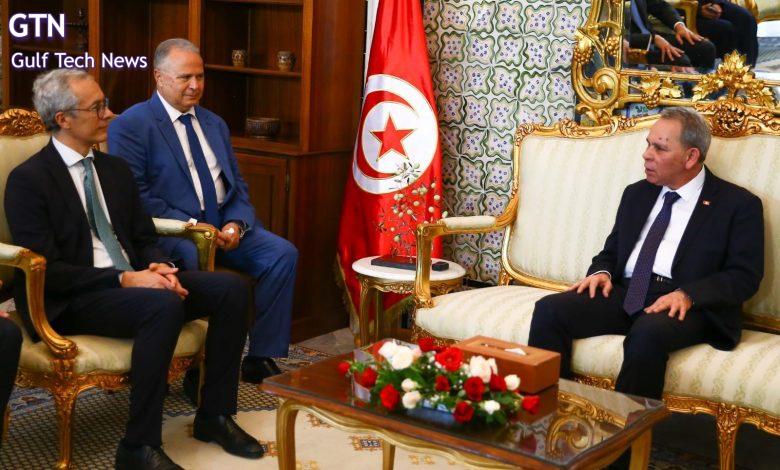 رئيس الحكومة التونسية أحمد الحشّاني يستقبل ماركو أرتشيلي الرئيس التنفيذي لشركة "أكوا باور"